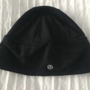 lulemon  women's Brisk Run Toque  one size